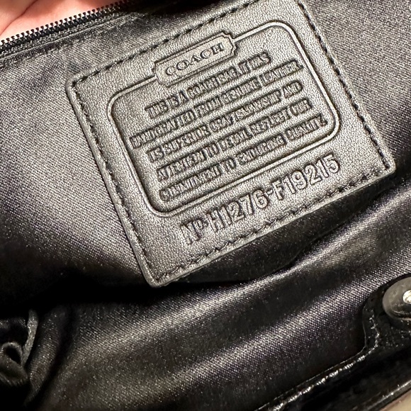 Coach ❤️Kiss Snap Patent Leather Mono Satchel - Picture 3 of 16